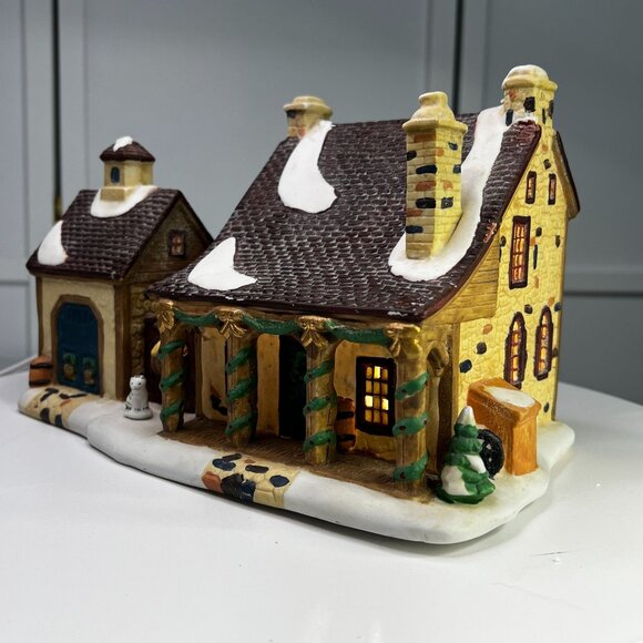 Santas Workbench Barnstable Livery Lighted Christmas Village Building - 1999 - Picture 6 of 11